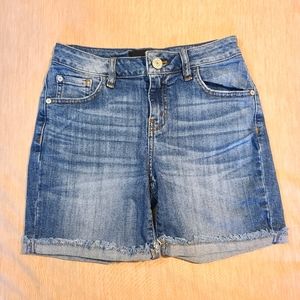 Refuge Mid Rise Denim Jean Shorts with Rolled Raw Edge Detailing Size 0